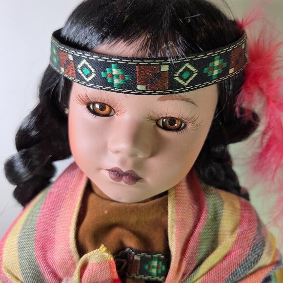 Vintage 16" Native American Style Doll Hard Plastic Taiwan w/ Moccasins & Shawl - Picture 3 of 13